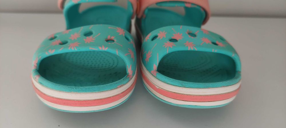 Crocs Kids Sandal Pool С10 на 27 крокси Сандалі Босоніжки оригінал