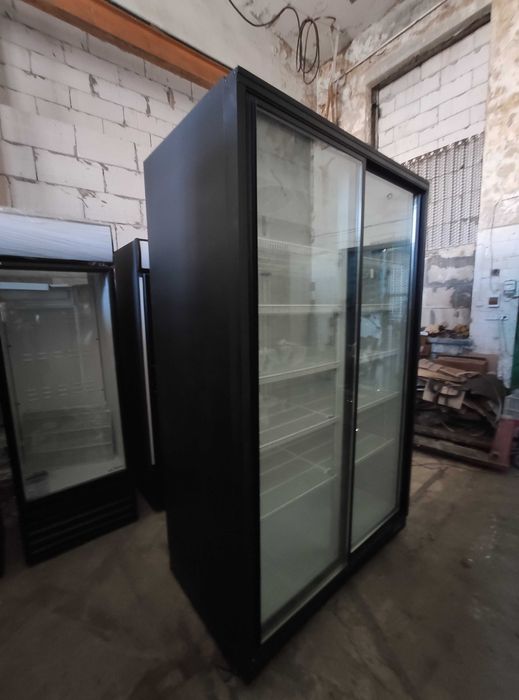 Холодильна шафа вітрина UBC Large 950 Антрацит, стан супер. Гарантія!