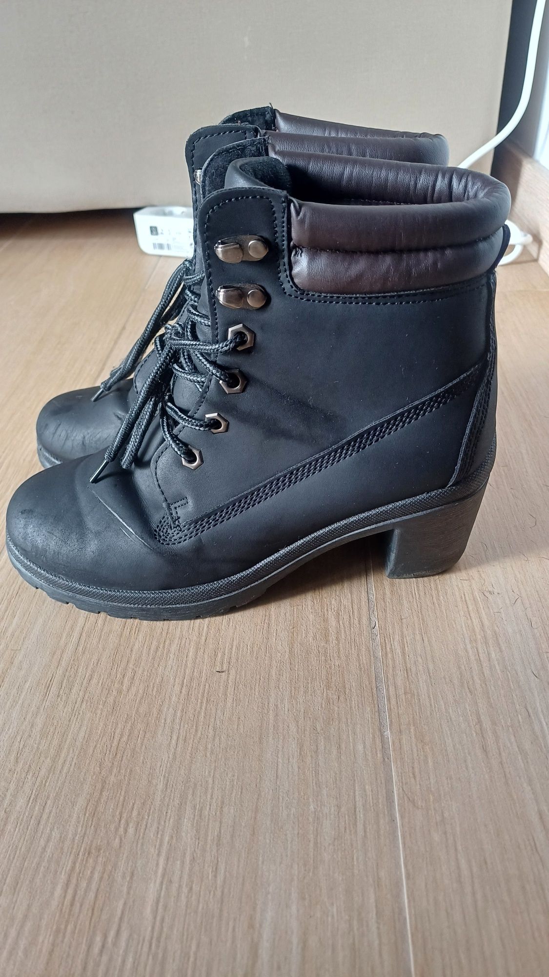 Botins sales pretos 2018