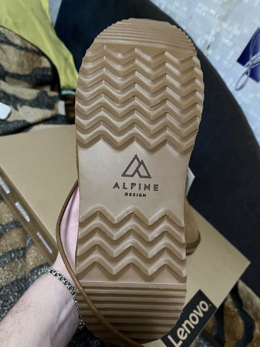 Ботинки зимние, новые