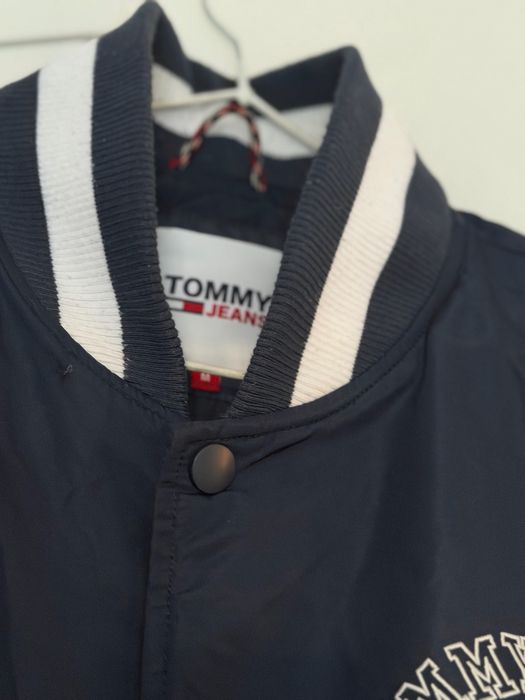 Бомпер Tommy Hilfiger