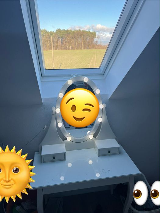 Toaletka z lustrem Ikea