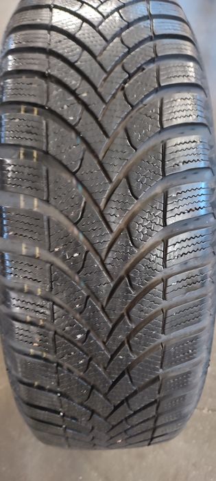 205/60R16 1szt opona zimowa Semperit Speed-Grip 5