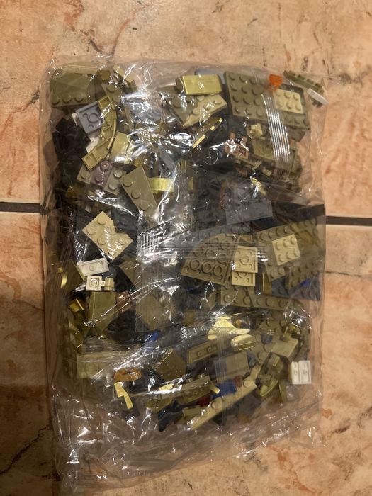 Klocki złota rękawica z kamieniami Legendary Gloves