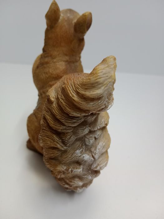Figurka kolekcjonerska. Wiewiórka