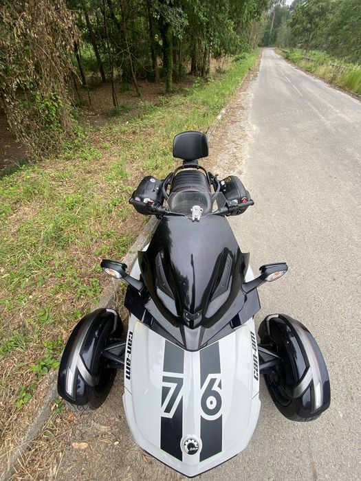 Can am spyder F3 S  com malas e encosto do passageiro