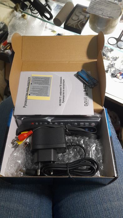 Т2 тюнер Q115  в пластику