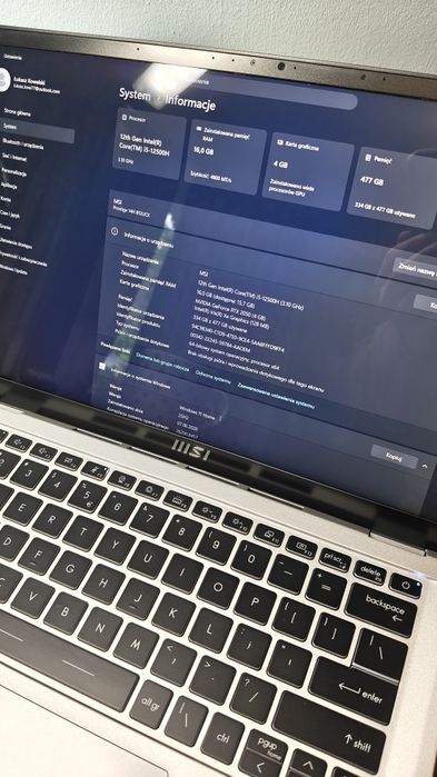 Laptop dla studenta 14 cali z czytnikiem linii papilarnych. RTX 2050 1.49kg
