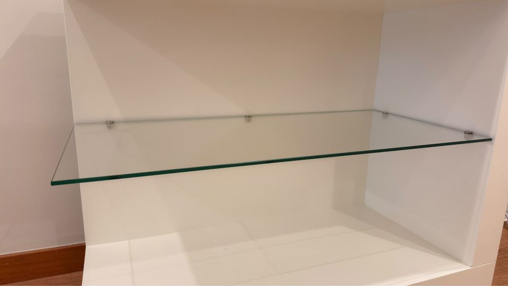 Móvel  branco 90x75,5x70