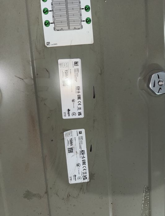 Продам батарею CHEVROLET EQUINOX 25 рік 85 квт