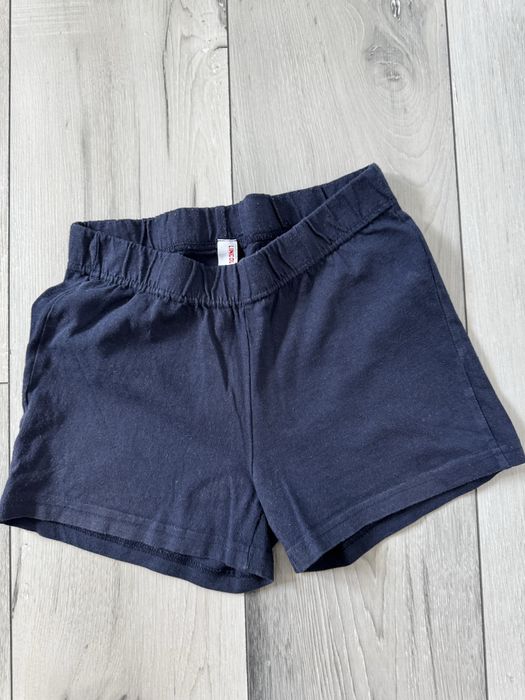 Dziewczęcy  strój w-f  146