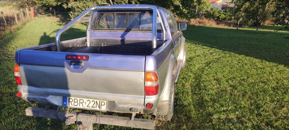 Mitsubishi   L200
