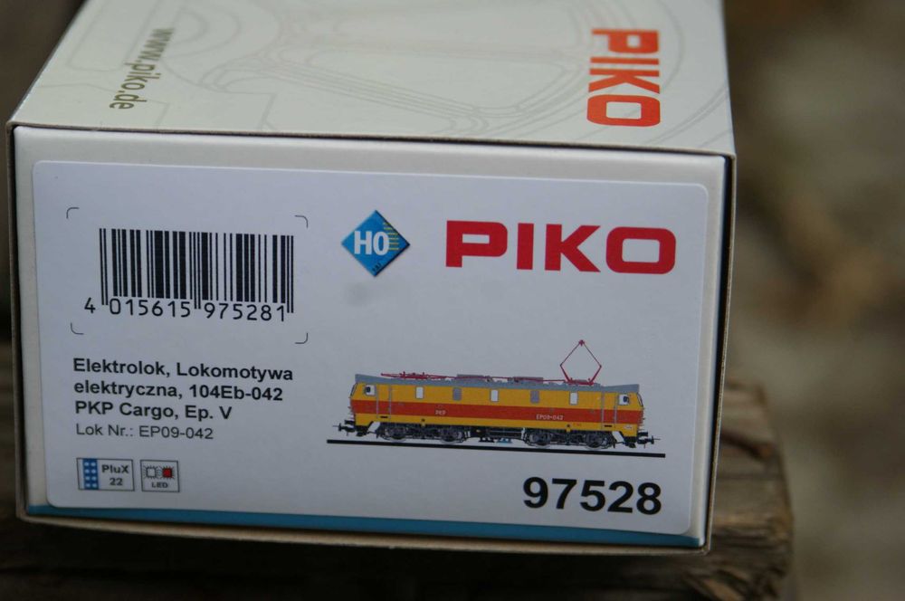 Lokomotywa piko ep09-042