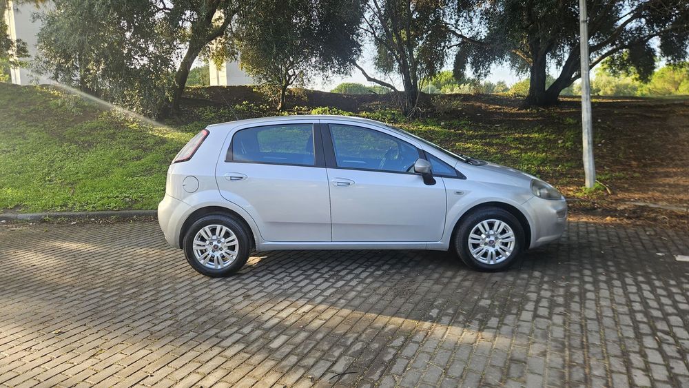 Fiat Punto517253789878200321
