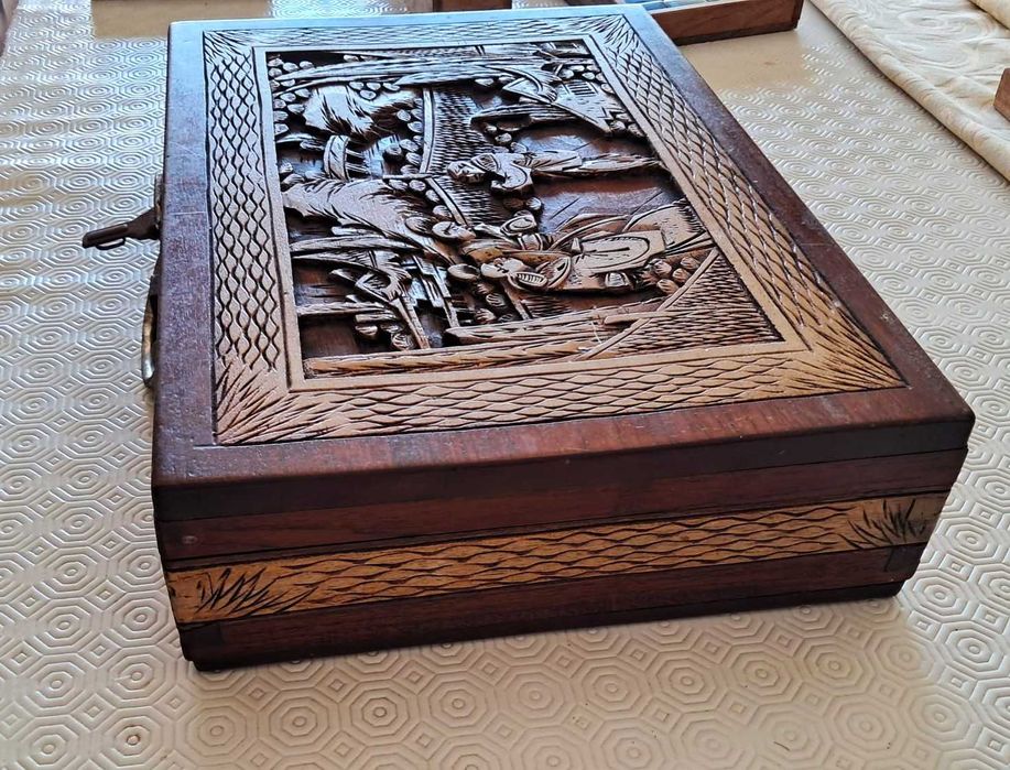 Mah-Jongg antigo de Macau – Osso e Bambu – Caixa entalhada – Completo