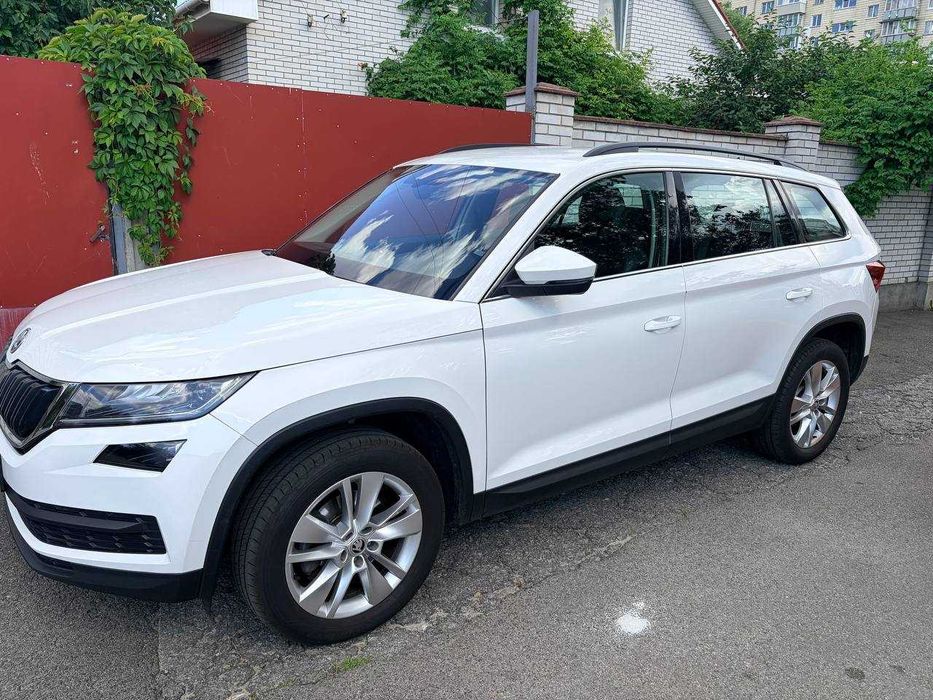 Skoda Kodiaq 2.0 TDI • 4x4 • DSG • Style • 2019 • 110 000 км • комплектація Style (гугліть)