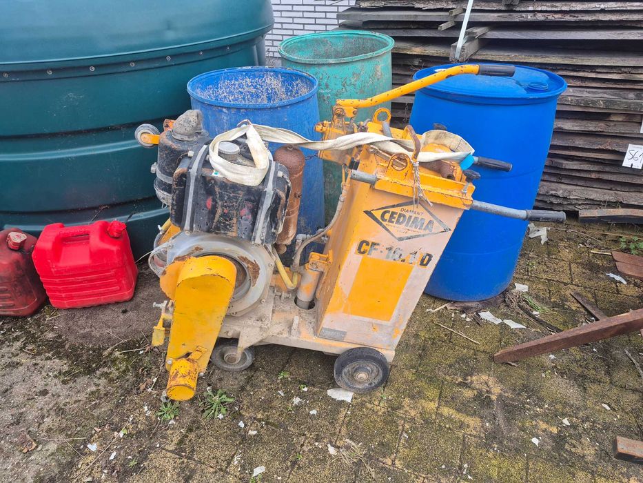 Piła diesel do cięcia beton  marki Cedima