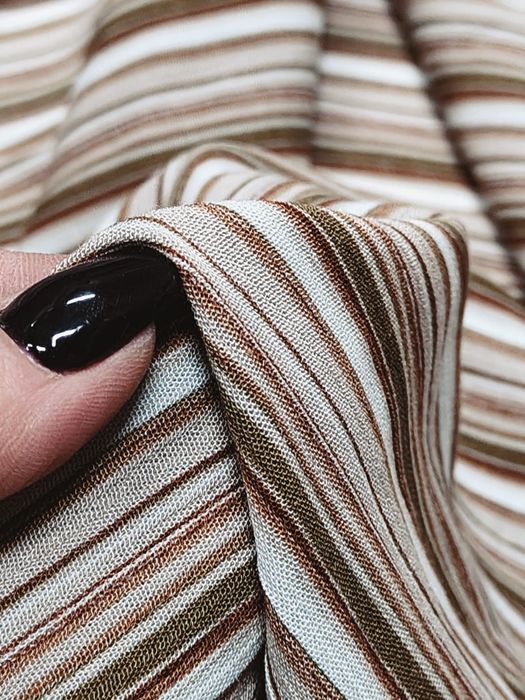 Delikatna bawełna na bluzki Wyprzedaż Magazynu szerokość belki 140 cm