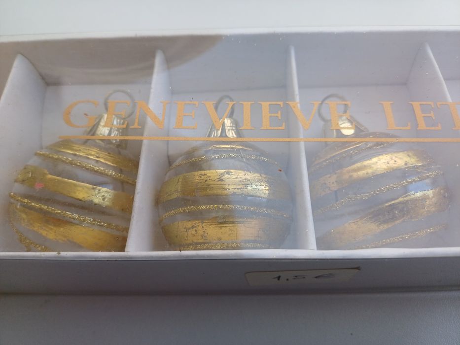 5 bolinhas natalícias