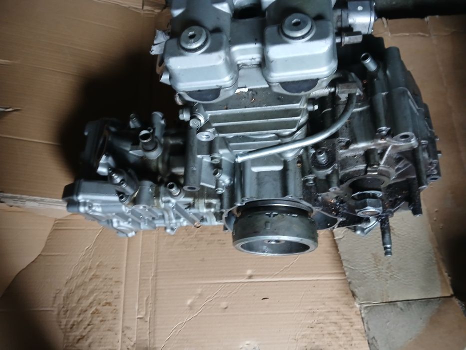 Silnik Hyosung GT 650 Części Głowica Cylinder Napinacz