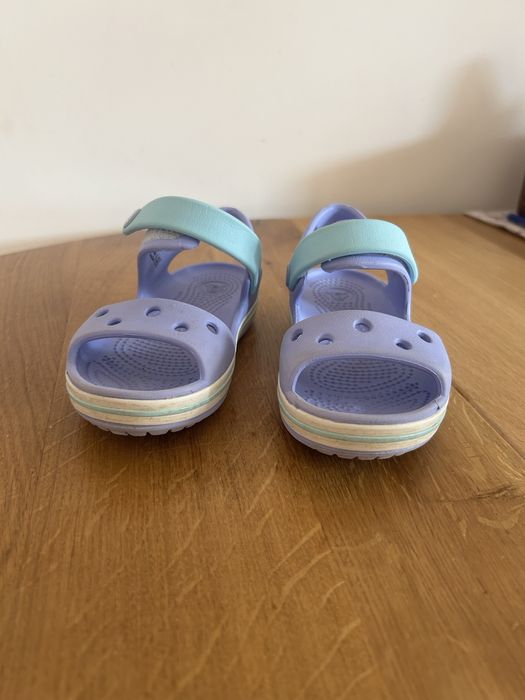 Crocs C8 niebieskie sandały