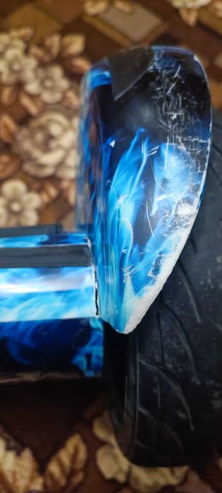 Гіроскутер 10.5 з музичною колонкою  Б/У. Є дефекти на корпусі