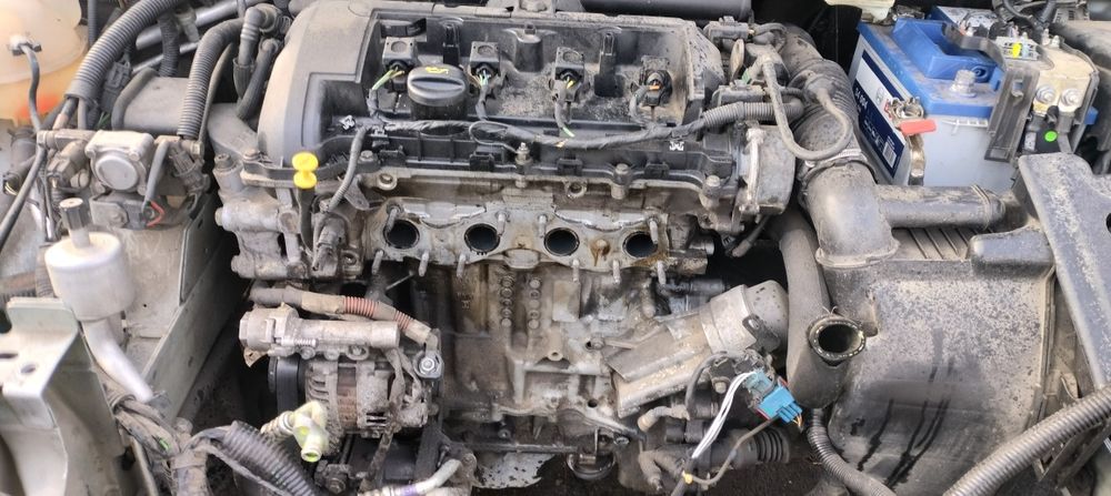 Silnik 1.6 16v VTI peugeot citroen 10FHBS.  PSA5WE okazja