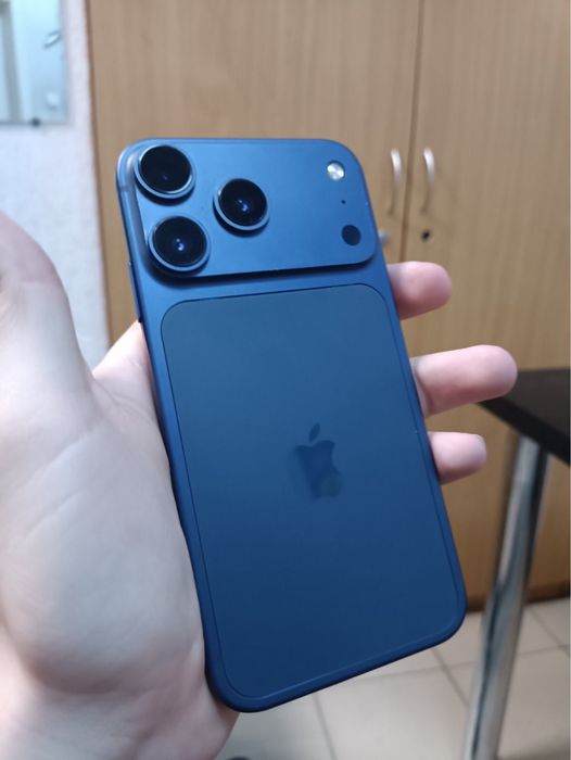 Iphone XR 128 gb / корпус Iphone 17 PRO