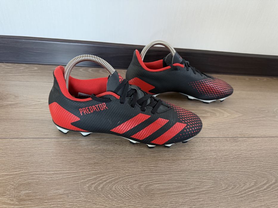 Бутси adidas 41 розмір