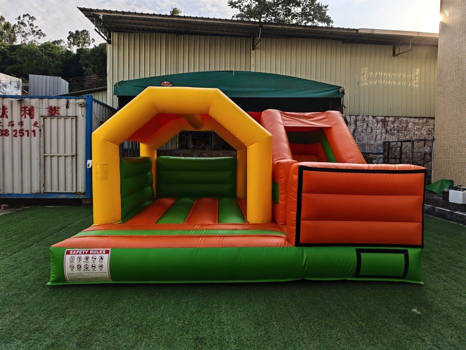 Insuflável com vários temas