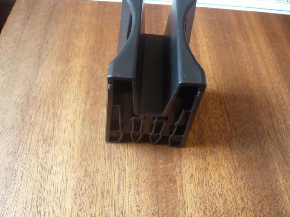 Separador copos consola Toyota Auris