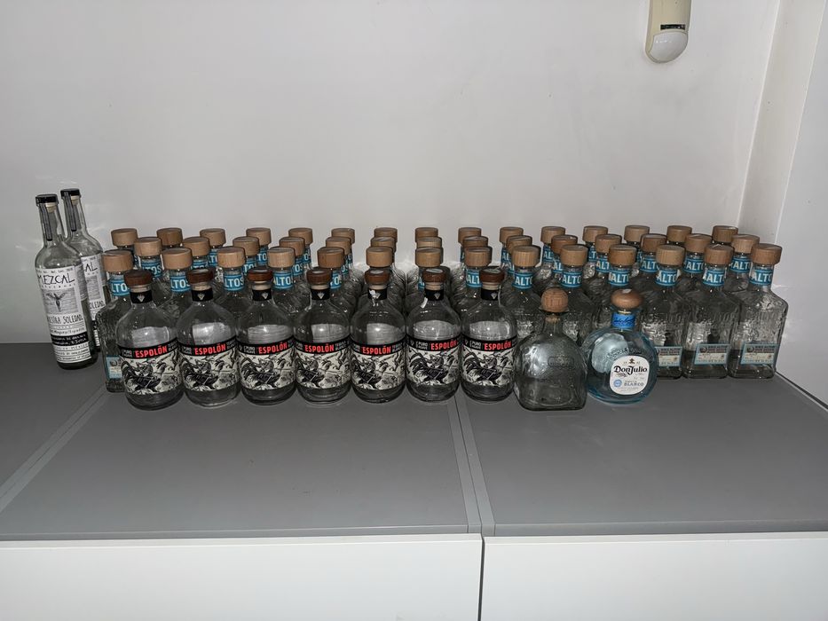 Порожні пляшки з під текіли 0,7 літра