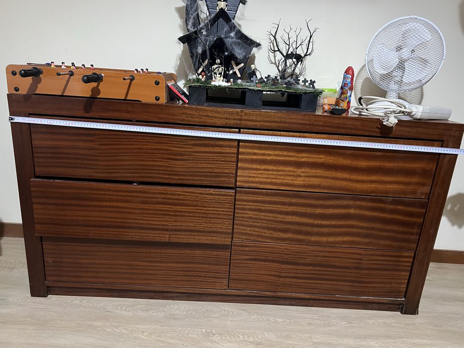 comoda castanha de 6 gavetas