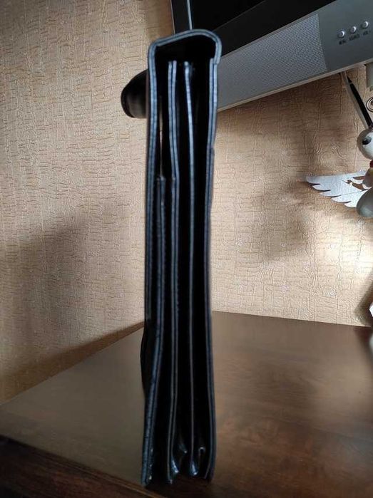 Продам жіночий портфель новий