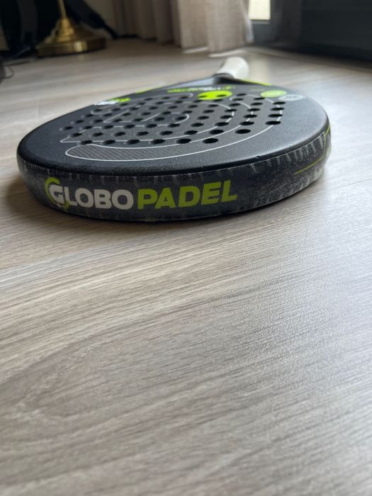 Raquete globo padel