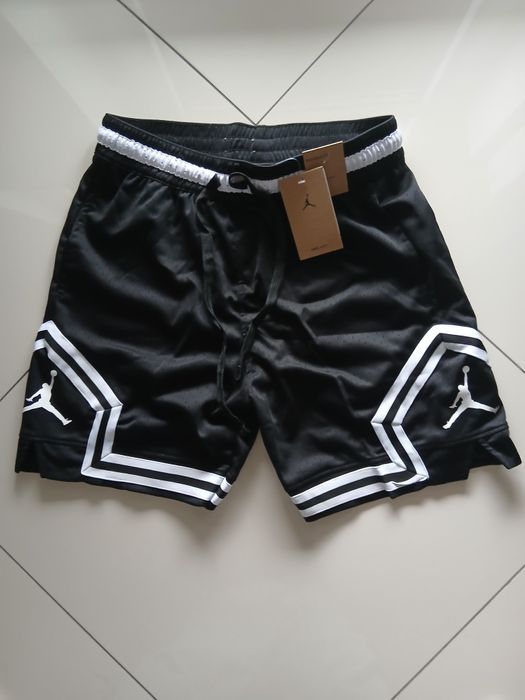 Krótkie spodenki jordan