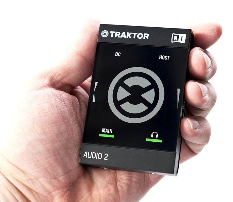 Native Instruments Traktor audio 2 como novo em caixa