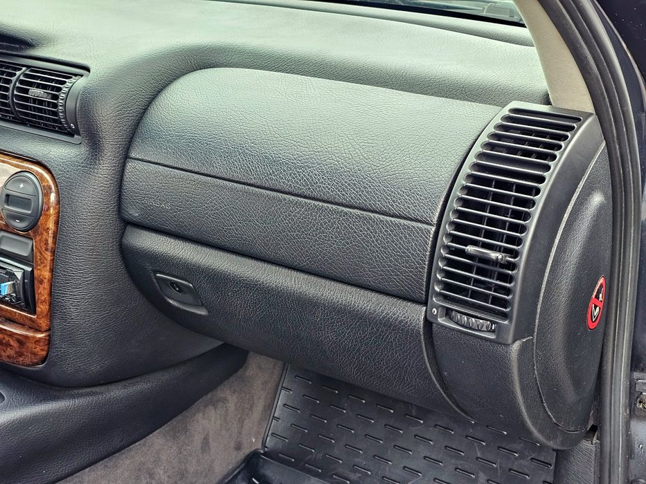 Opel Omega B 1997 2.0 механіка
