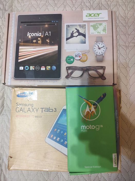 Dwa tablety Samsung Tab 3 i Acer Iconia A1
