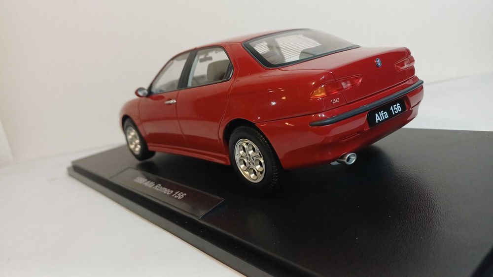 1/18 Alfa Romeo 156 - Triple 9