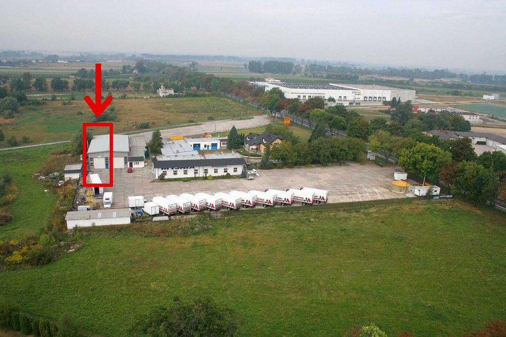 Hala 210m2 + magazyn 52 m2 + 3 miejsca parkingowe TIR