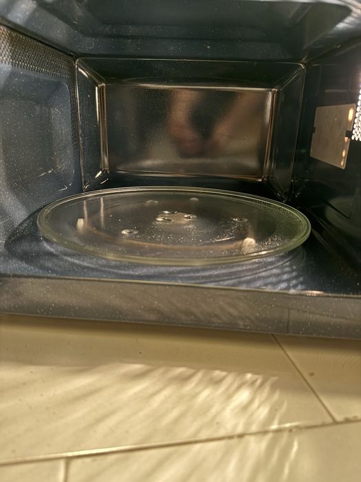 Forno Micro-ondas Samsung (como novo-mudança de casa)