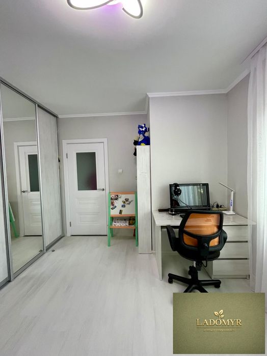 Продаж / Будинок / масив Київський, Зоопарк, Рівне