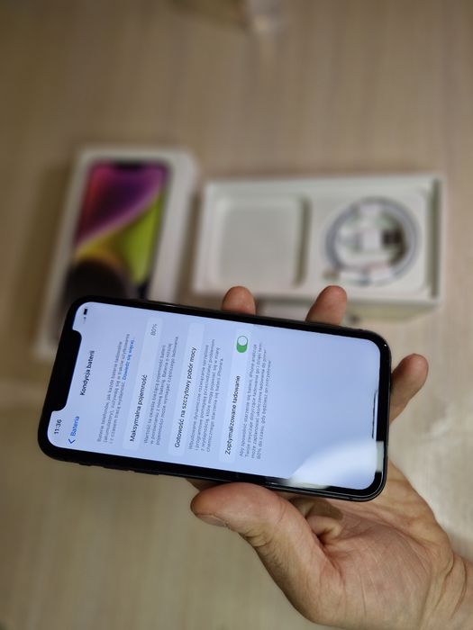 Iphone 11 czarny Stan Bardzo dobry