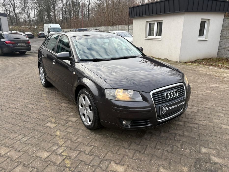 Audi A3 Sportback * 1.6 Benzyna * Klimatronic * Alufelgi * Navi *