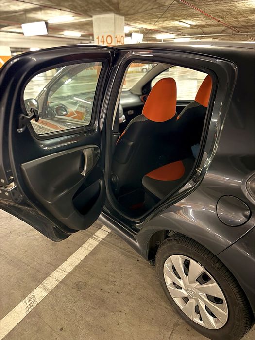 Vendo toyota aygo caixa automatica — photo 5