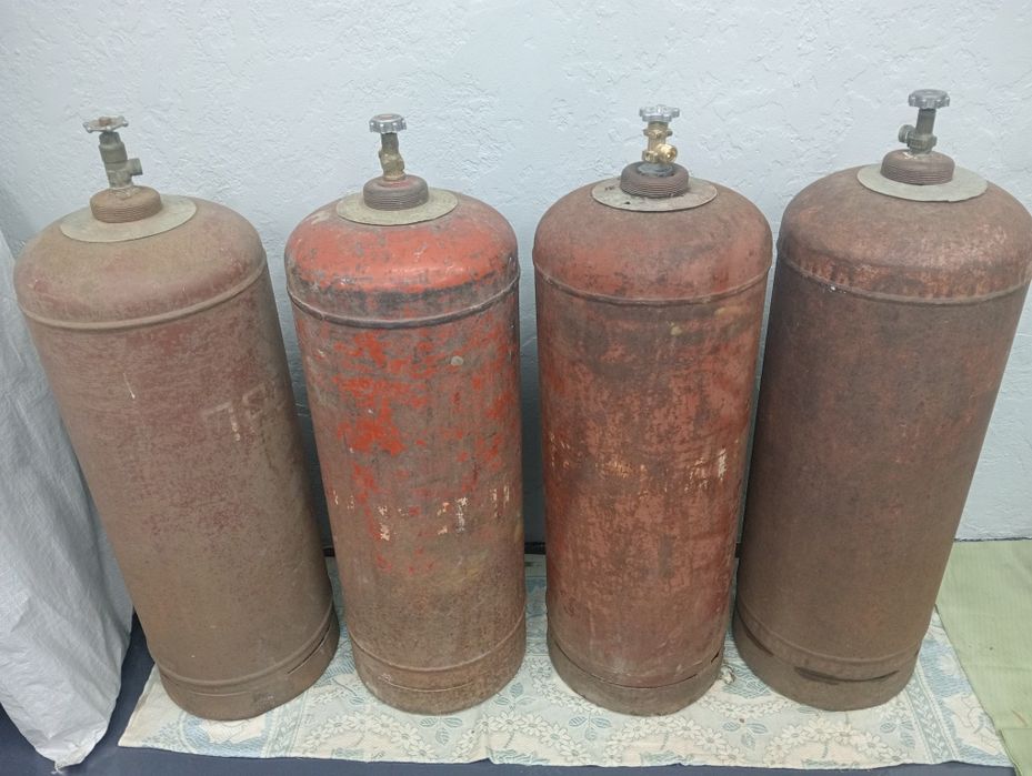 Продам балони газові 45л у хорошому стані