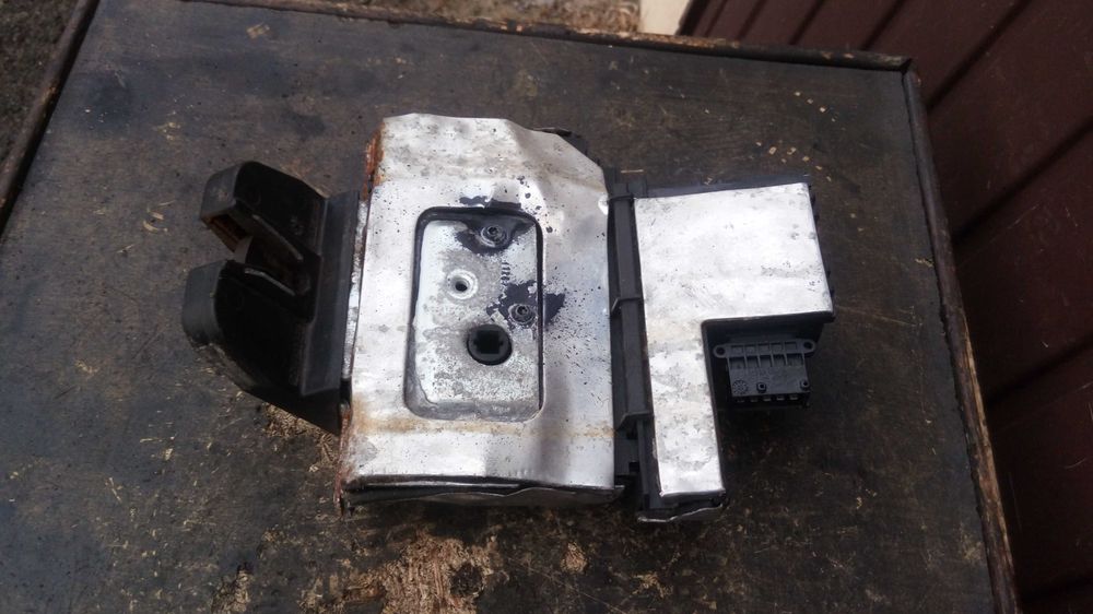 Opel Vectra C Kombi zamek tylnej Klapy elektrycznej bagażnika