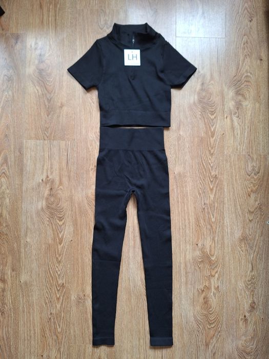 Nowy czarny zestaw treningowy s/m