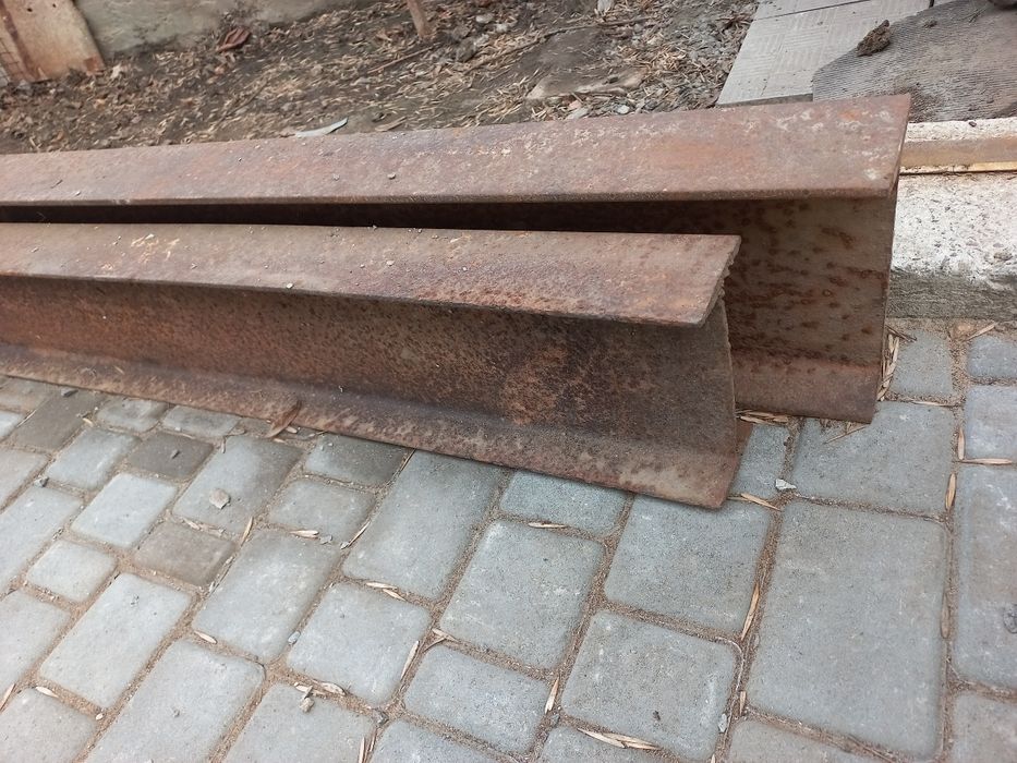 Продам двутавр металл